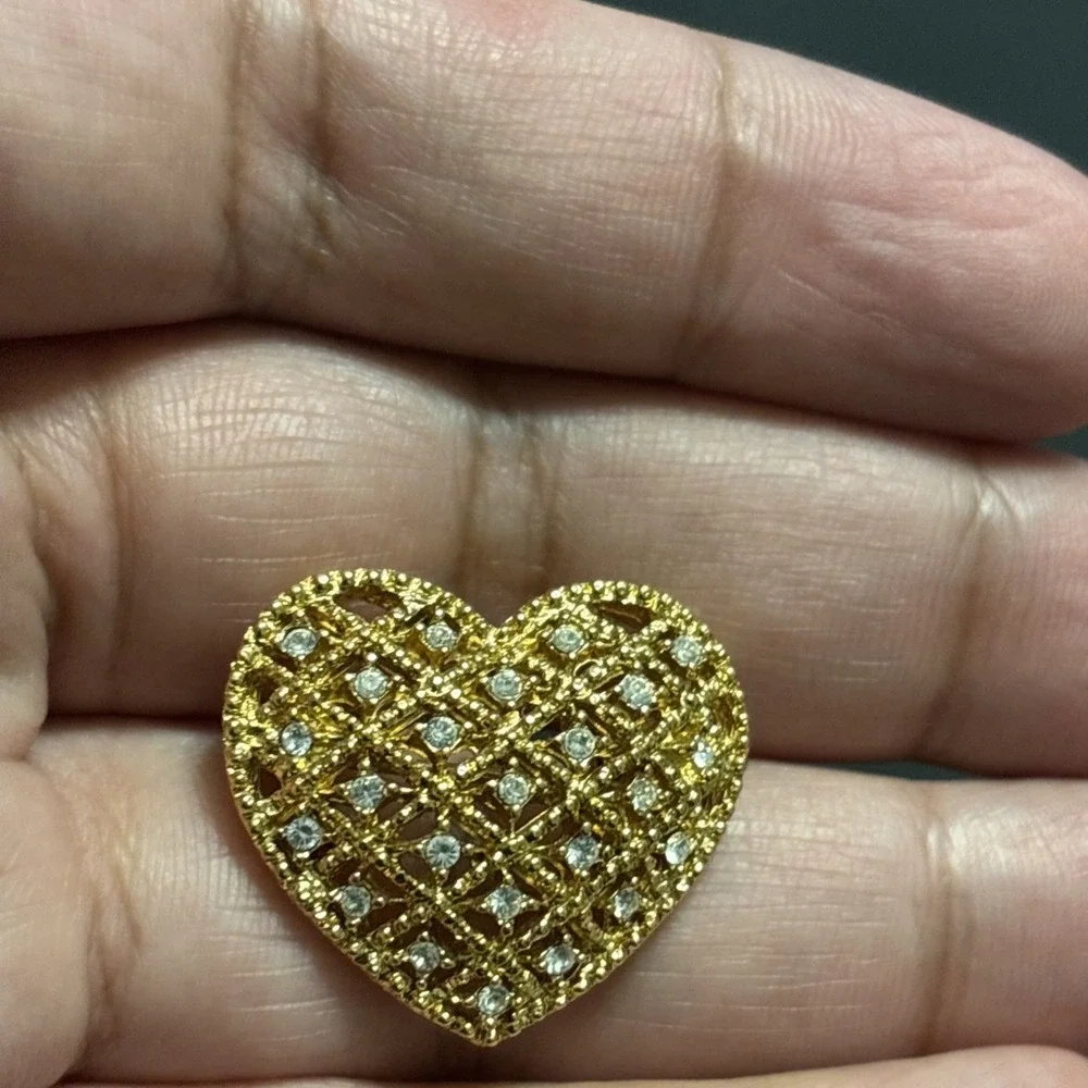 1980s Gold Tone Lattice Heart Brooch, Openwork Filigree Crystal Pin, Romantic